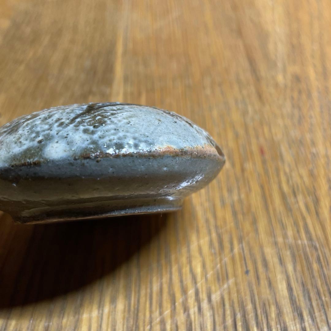 琉球　壷屋焼　金城次郎　魚文水滴　箱なし