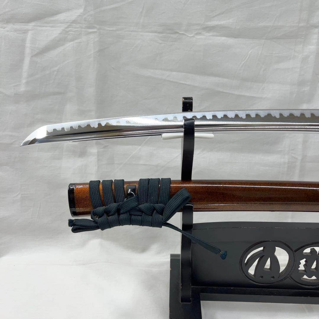 模造刀 二本差し 太刀 脇差 樋入り 龍鍔 透かし 黒鞘 直刃 刃紋 高級