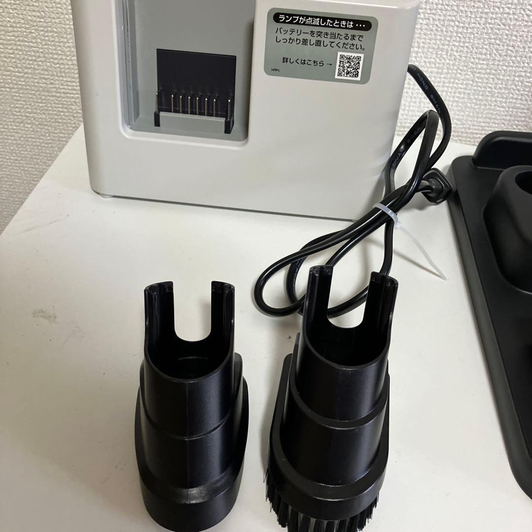 シャープ　充電式掃除機　スティッククリーナー　紙パック式　EC-Y50KR 黒