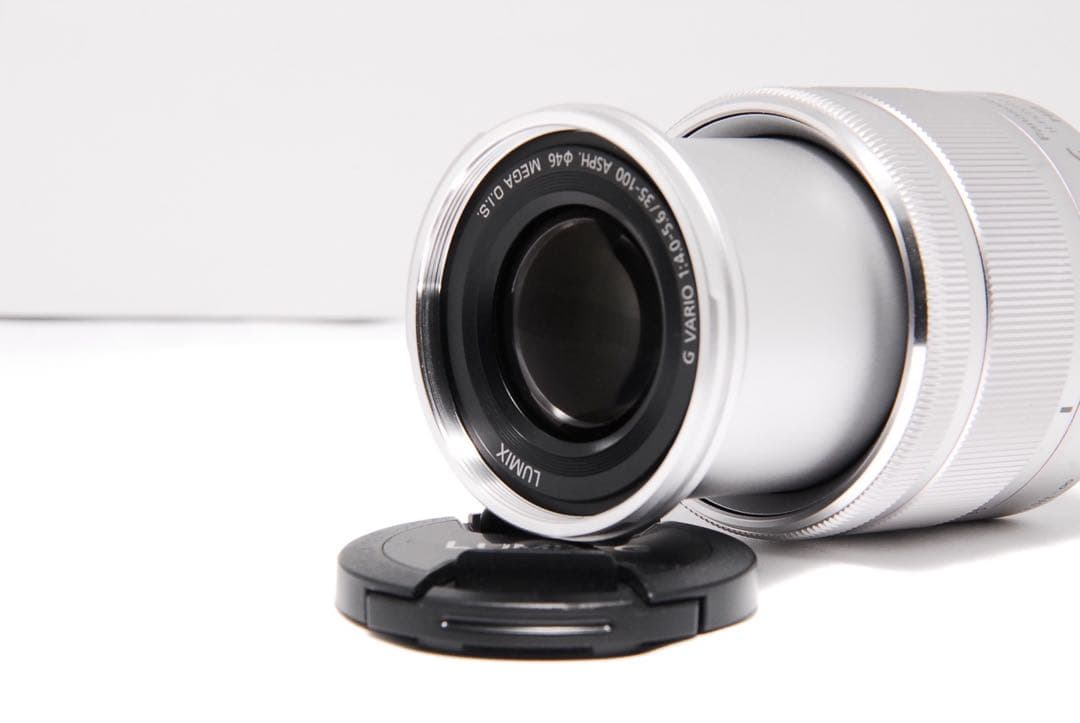 ショット数677回　LUMIX GF7 Wi-Fi ミラーレス 35-100mm