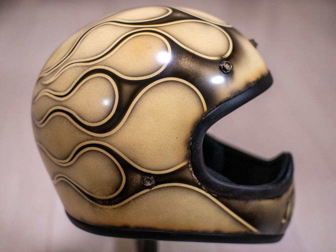 新品未使用　ビンテージ　オフロード　ヘルメット アイボリーエイジング黒フレア