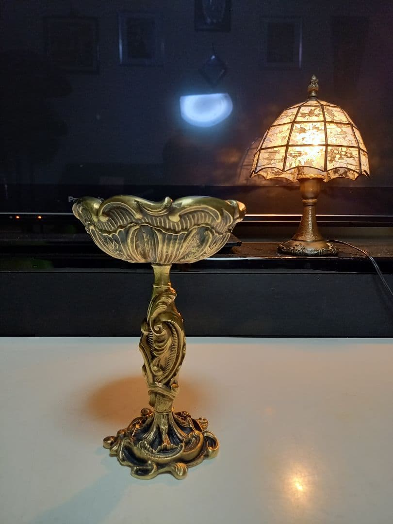 イタリア製　アンティーク　バロック　テーブル　トレー　重厚　無垢　真鍮製