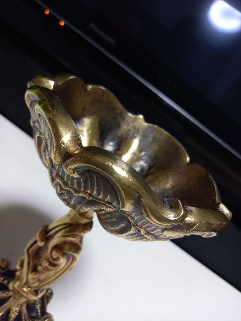 イタリア製　アンティーク　バロック　テーブル　トレー　重厚　無垢　真鍮製