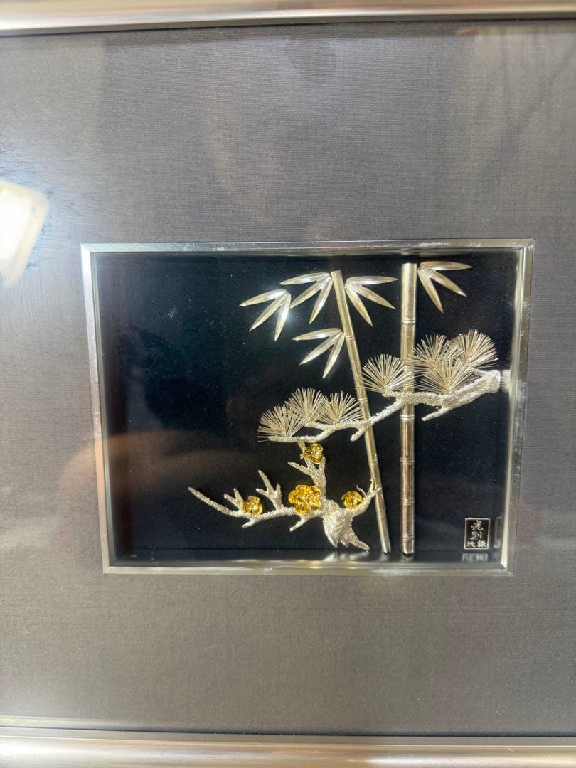 2607 純銀 貴金属画 松竹梅 光則作　銀工芸　額縁 飾り