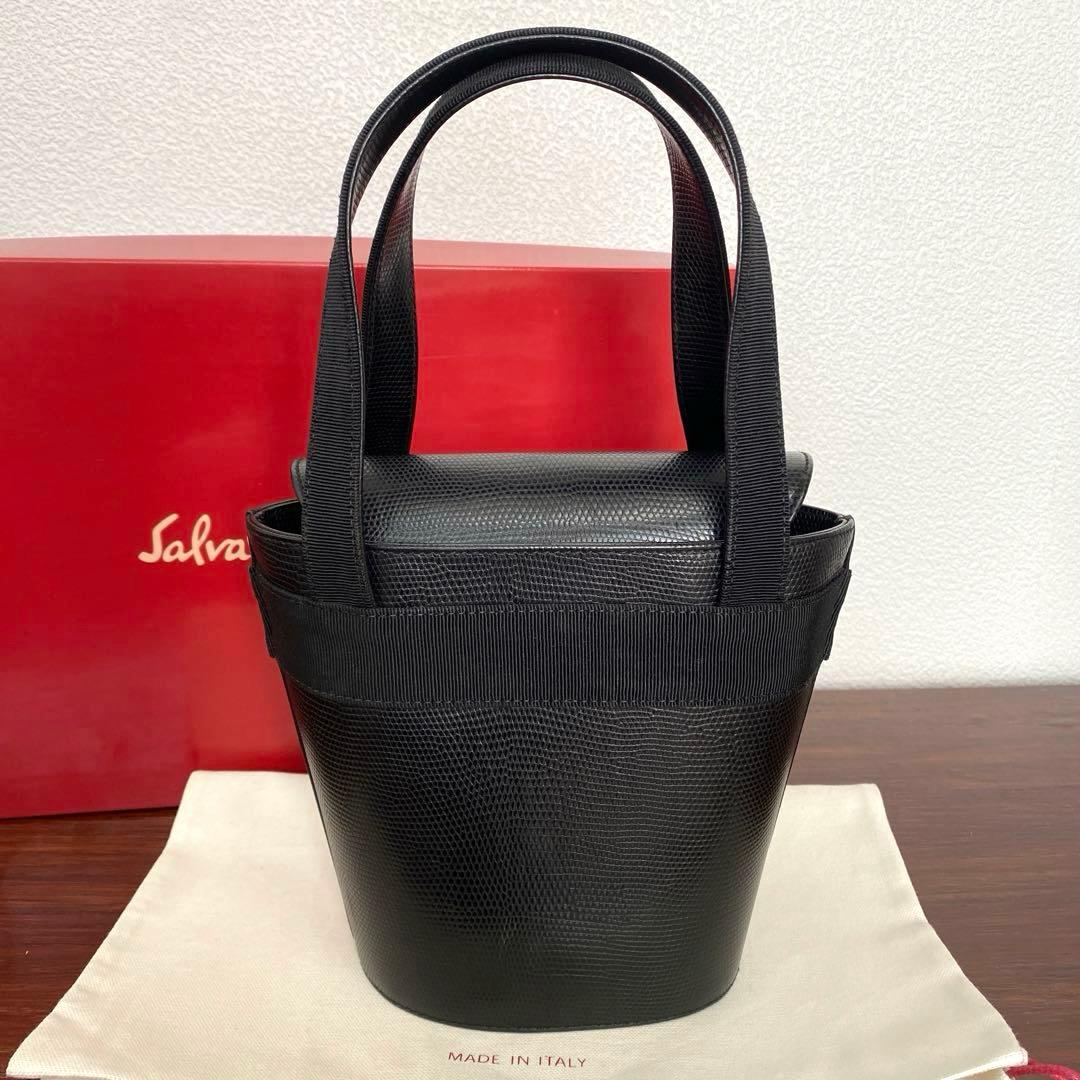 Salvatore Ferragamoハンドバッグ ヴァラリボン バケツバケット