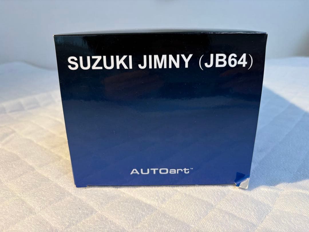 スズキ ジムニー 1/18 キネティックイエロー