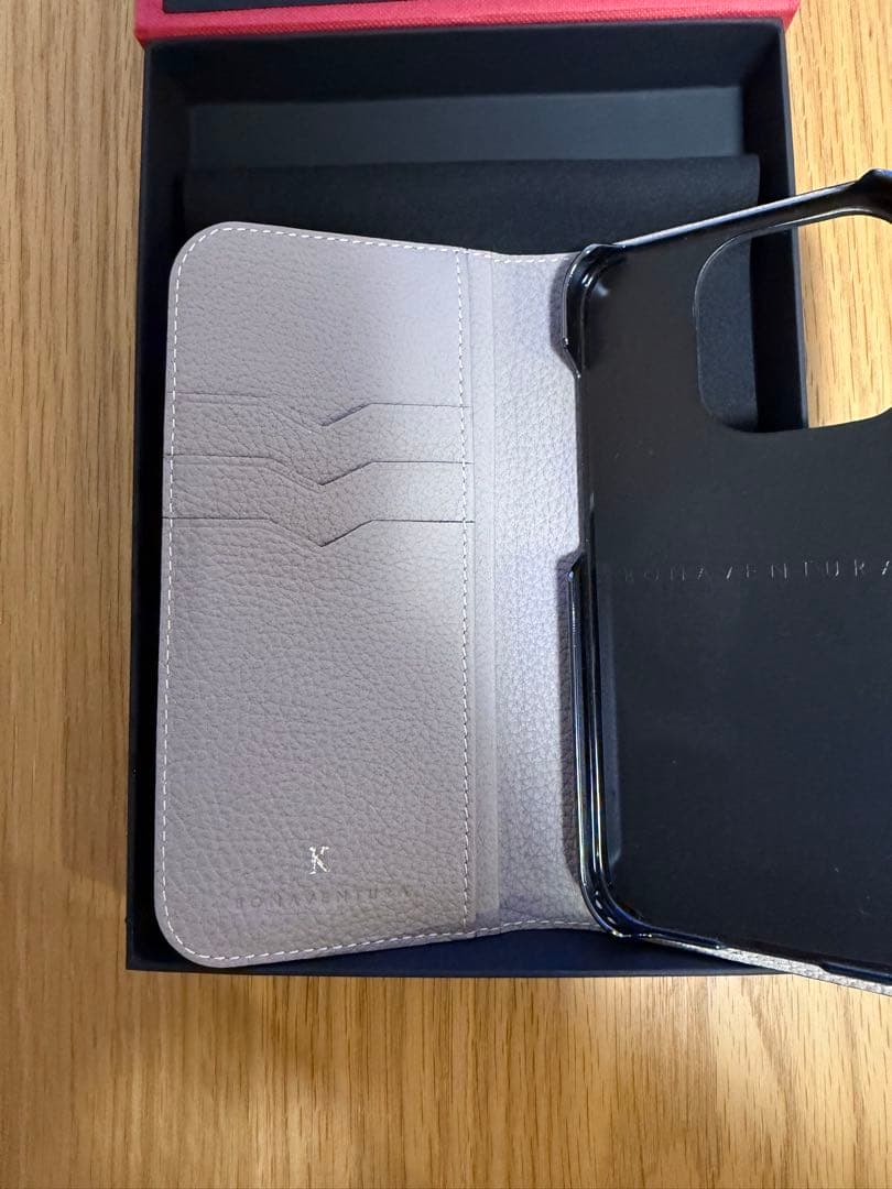 BONAVENTURA手帳型ケース限定グリーン×ベージュiPhone15Pro用