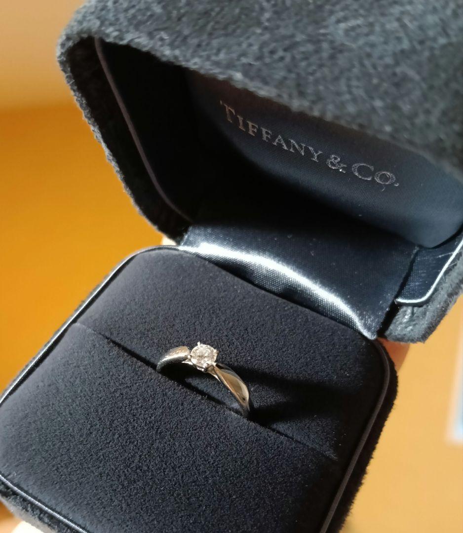 【9号】Tiffany & Co. プラチナ ソリティアリング 0.24カラット