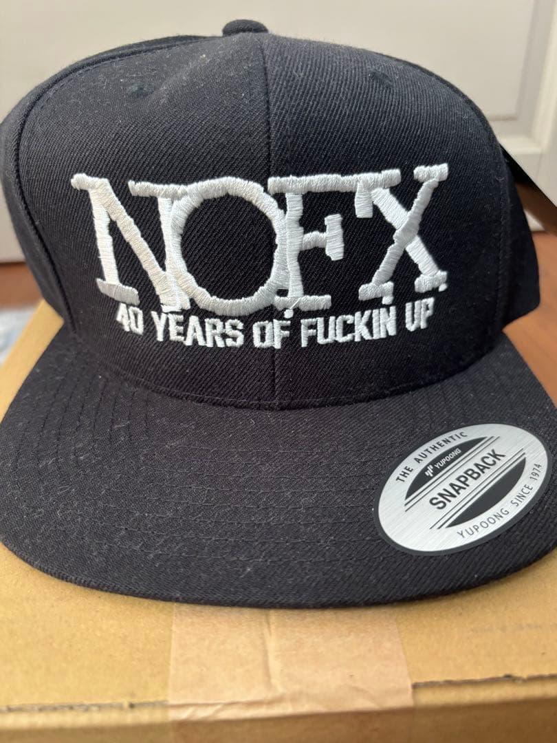 【未使用】NOFXキャップ　FATレコードTシャツXL