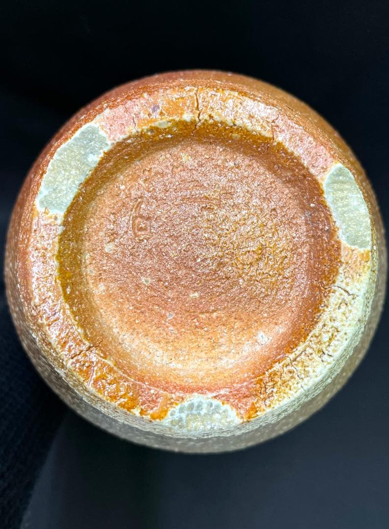 島岡達三　灰被象嵌縄文壺