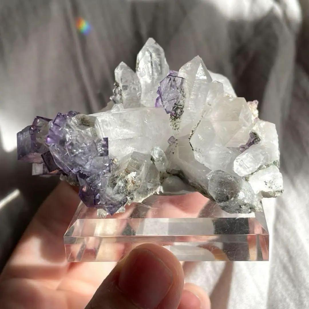 ヤオガンシャン産 フローライト/水晶 鉱物標本