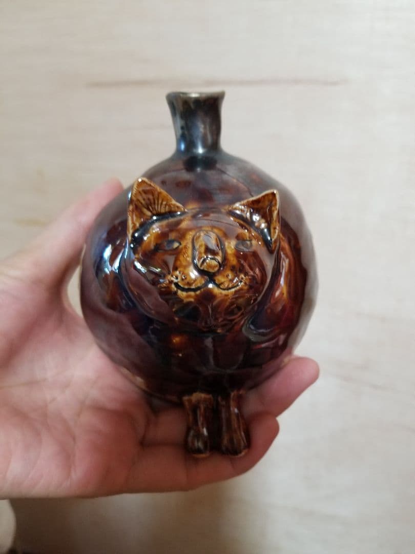 九谷焼　林大輔　猫　一輪挿し　花瓶　作家　陶磁器