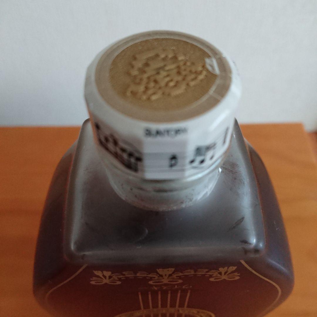 サントリー 響 リラギター型ボトル