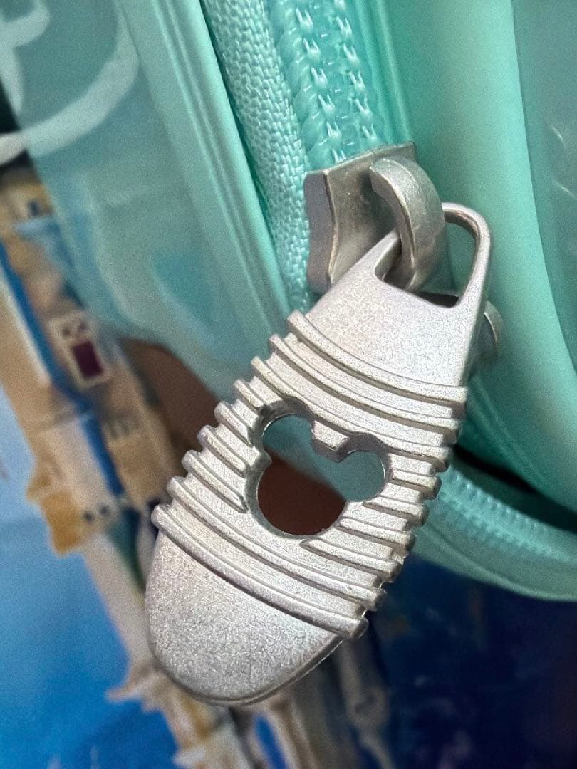 AULANI ミッキーマウス スーツケース　キャリーバッグ　ディズニー　ミキフレ