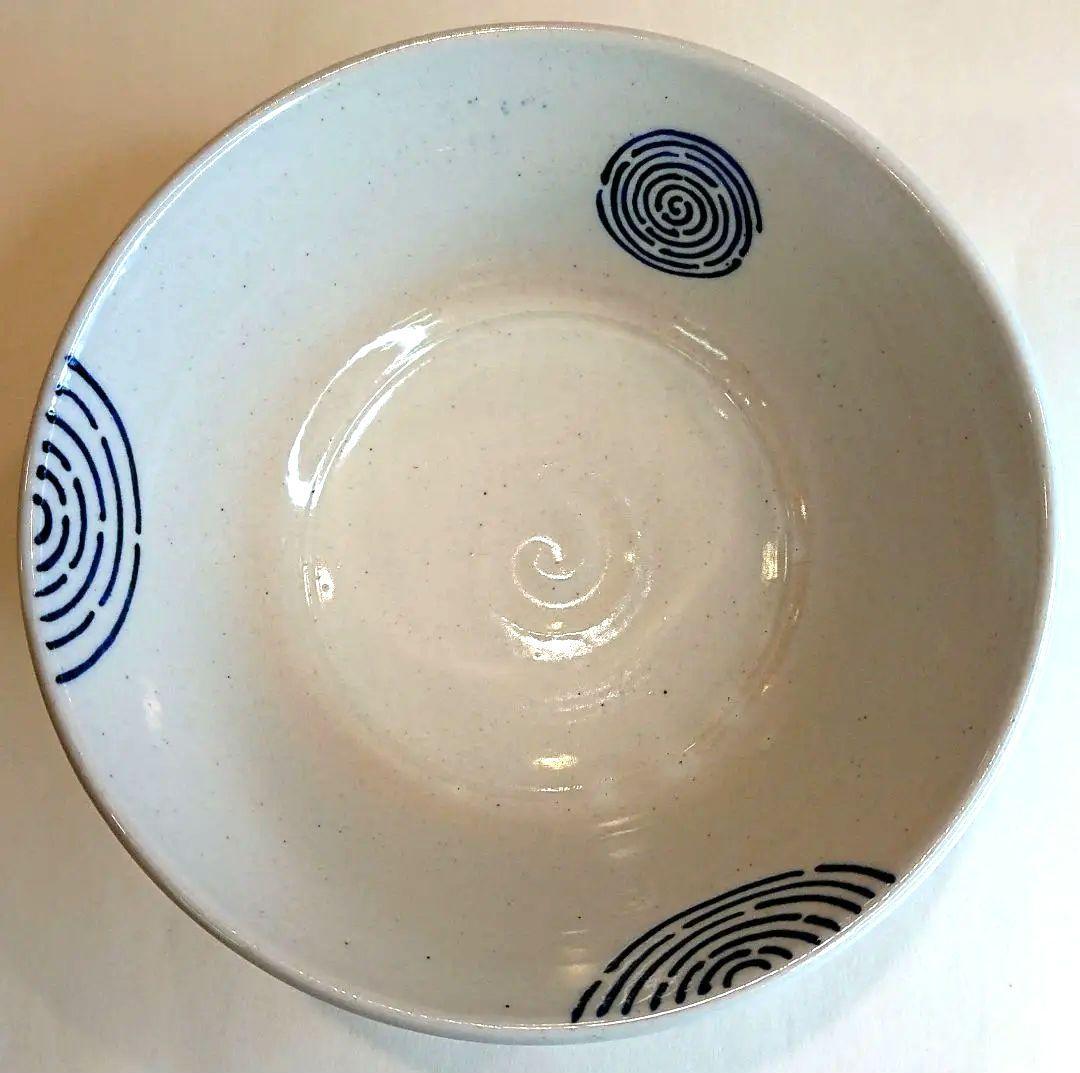 【茶道具】染付渦 平茶碗 膳所焼