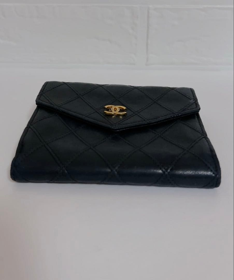 シャネル　CHANEL 折り財布　ブラック　黒　ココマーク