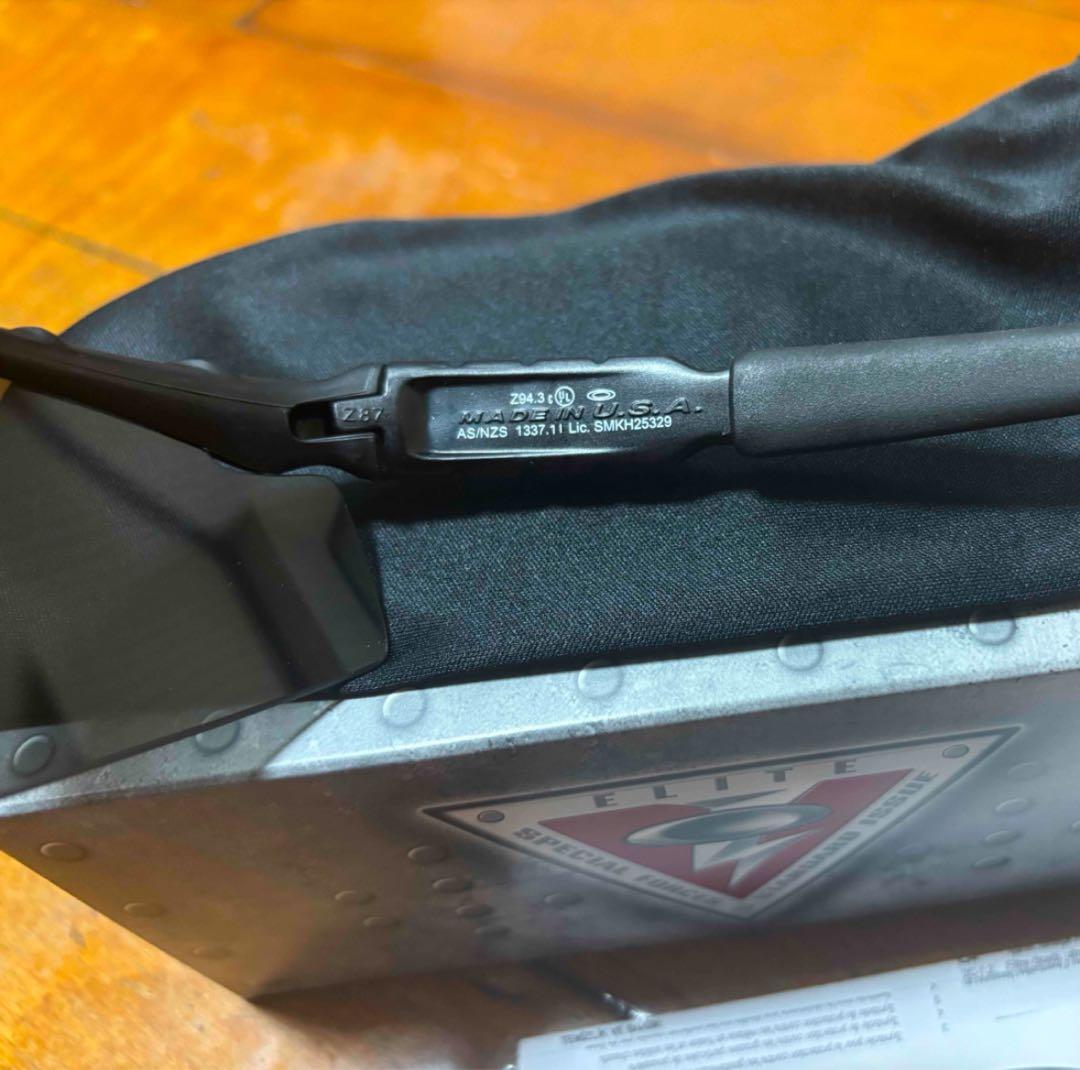 個人装備 Oakley industrial M-FRAME 2.0 Grey