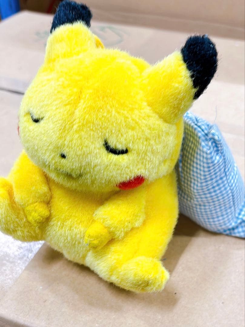 ポケモンぬいぐるみ ピカチュウ おやすみタイプ TOMY 初期ピカ