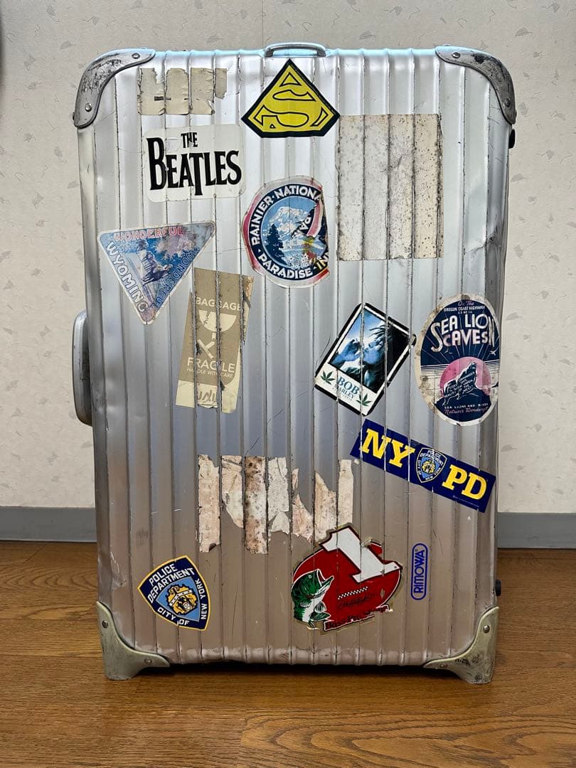 い*た様 RIMOWA スーツケース