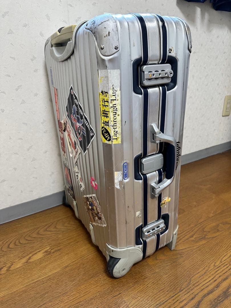 い*た様 RIMOWA スーツケース