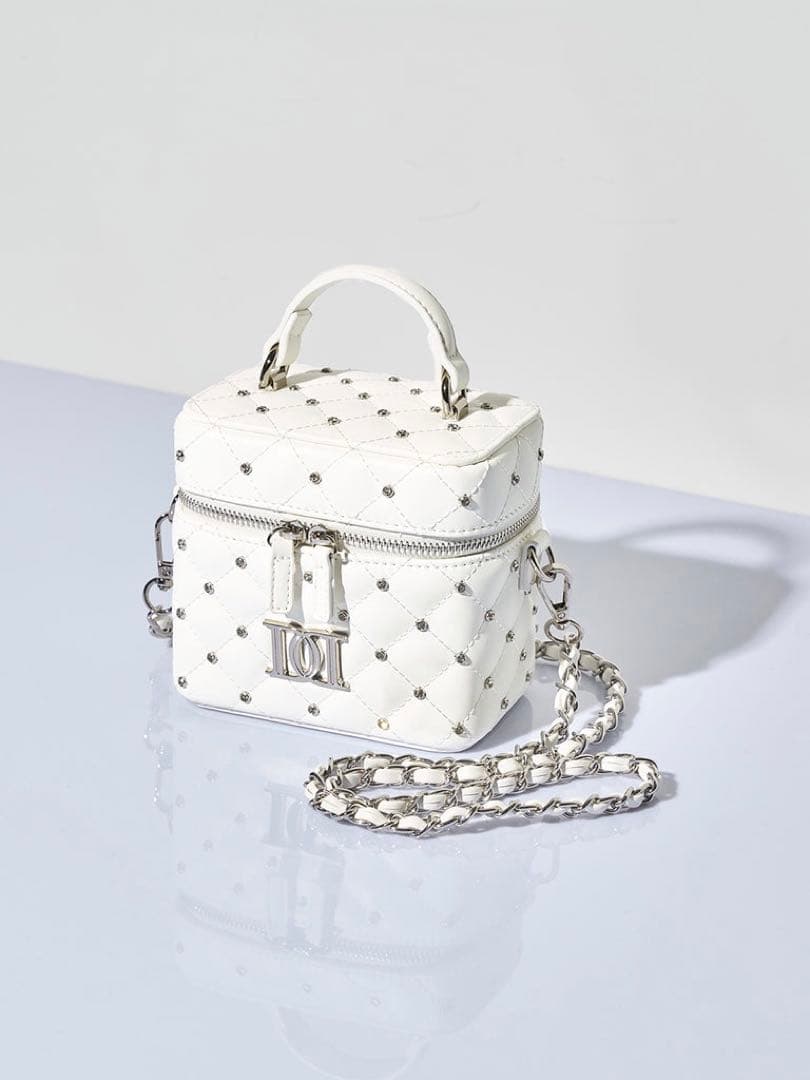 Darichダーリッチ キルティングビジュースクエアミニバッグ バニティホワイト