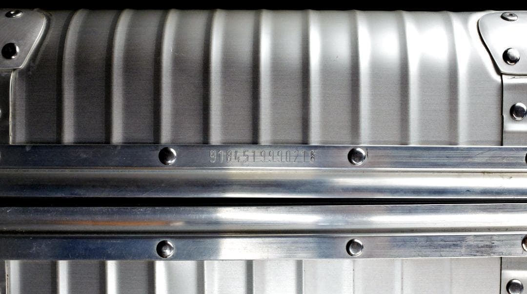 リモワ 918.45トパーズ『ルフトハンザ』 ボーディングケース【33L】美品