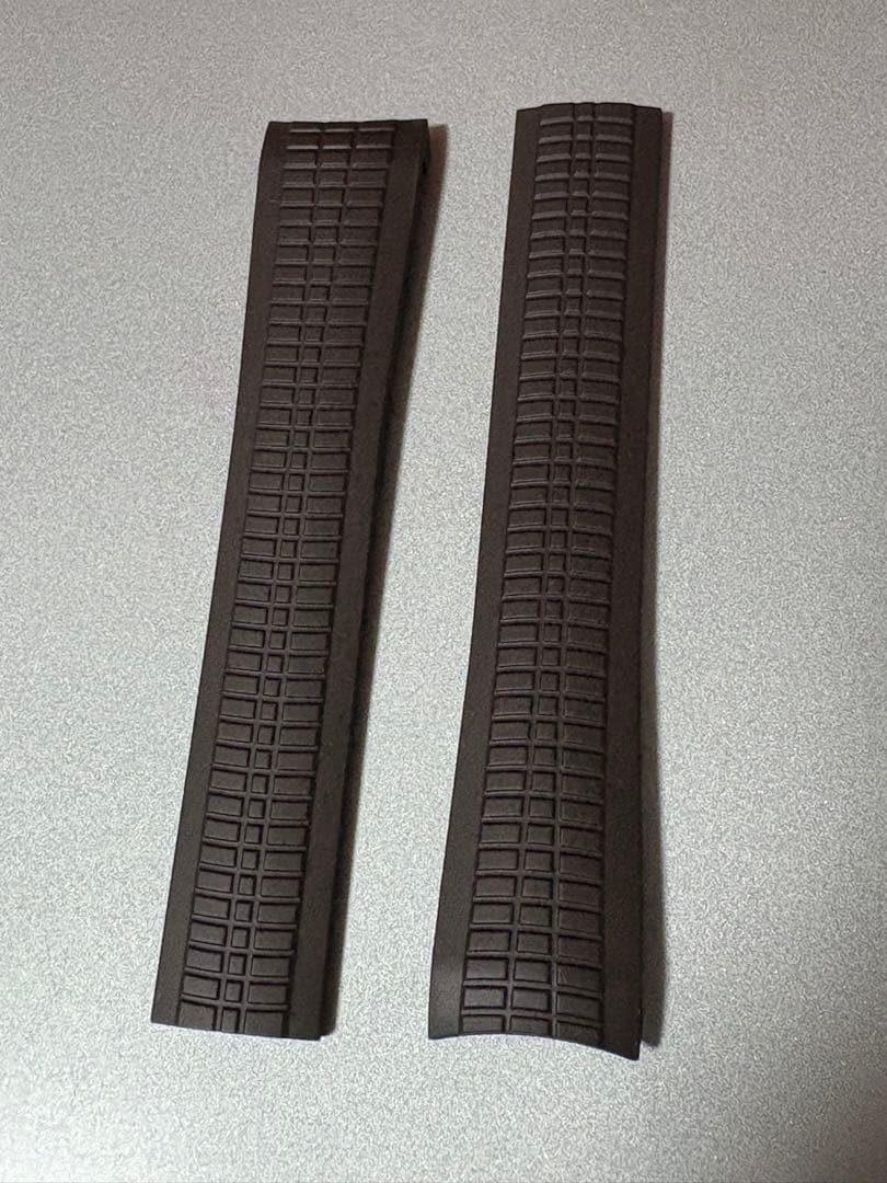 【むー】新品パテックフィリップアクアノート付属品 ラバーベルト ブラウン