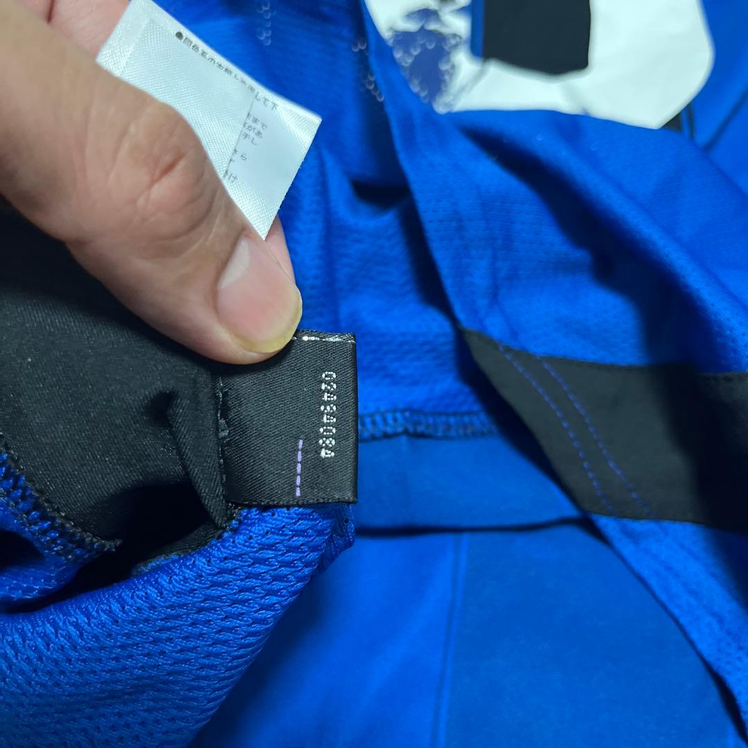 【90s】インテル　サッカー　ユニフォーム　18番　ブルガリア製　XL