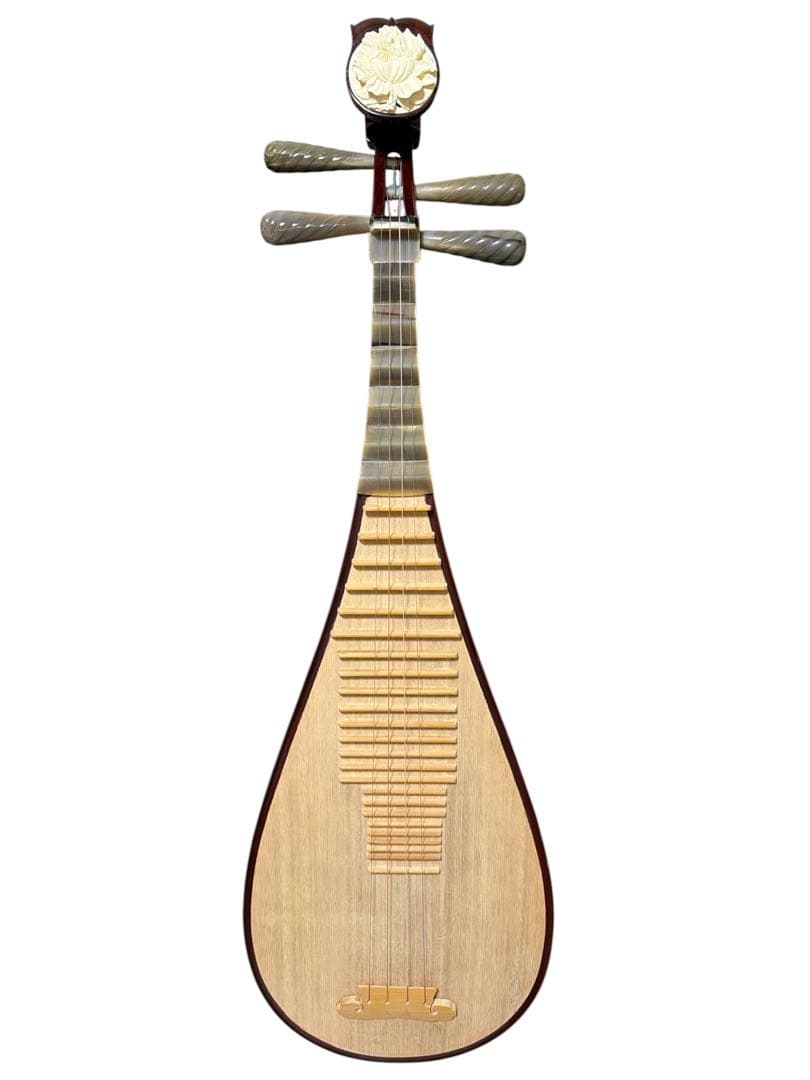 【美品】牡丹彫刻付き 中国琵琶 ピーパ 響き豊かな工芸モデル　新品弦1.2付き