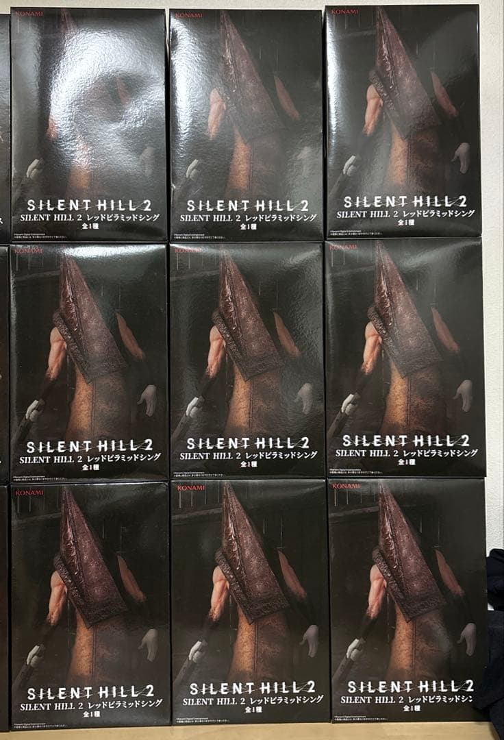 SILENT HILL 2　バブルヘッドナース　レッドピラミッドシング