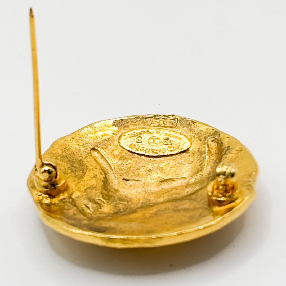 レア 美品 シャネル ブローチ ライオン モチーフ ゴールド GP ラウンド