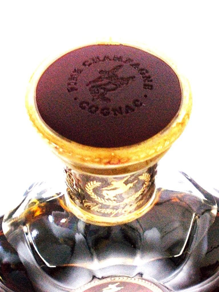 レミーマルタン　XO　スペシャル　７００ＭＬ　未開栓