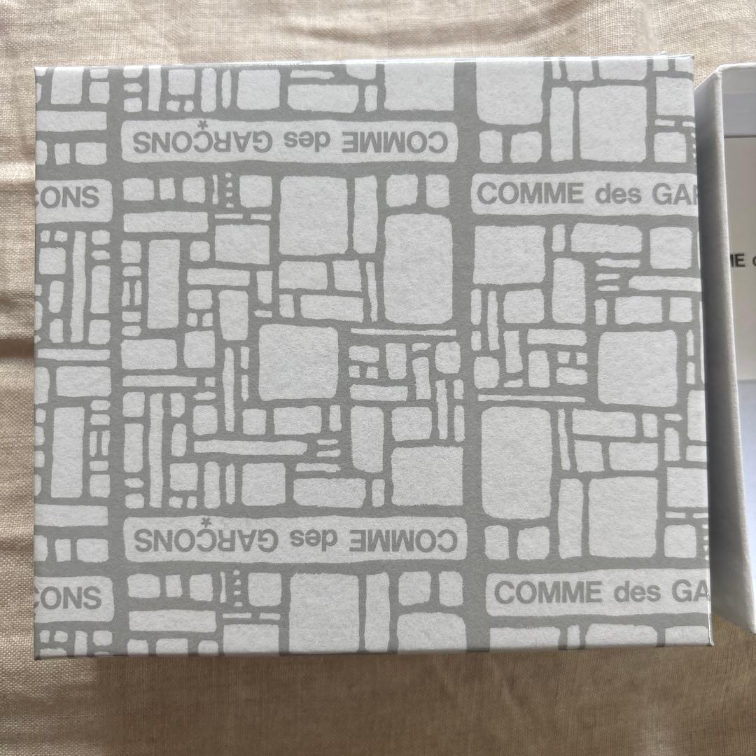 新品 wallet COMME des GARCONS big bowzip財布