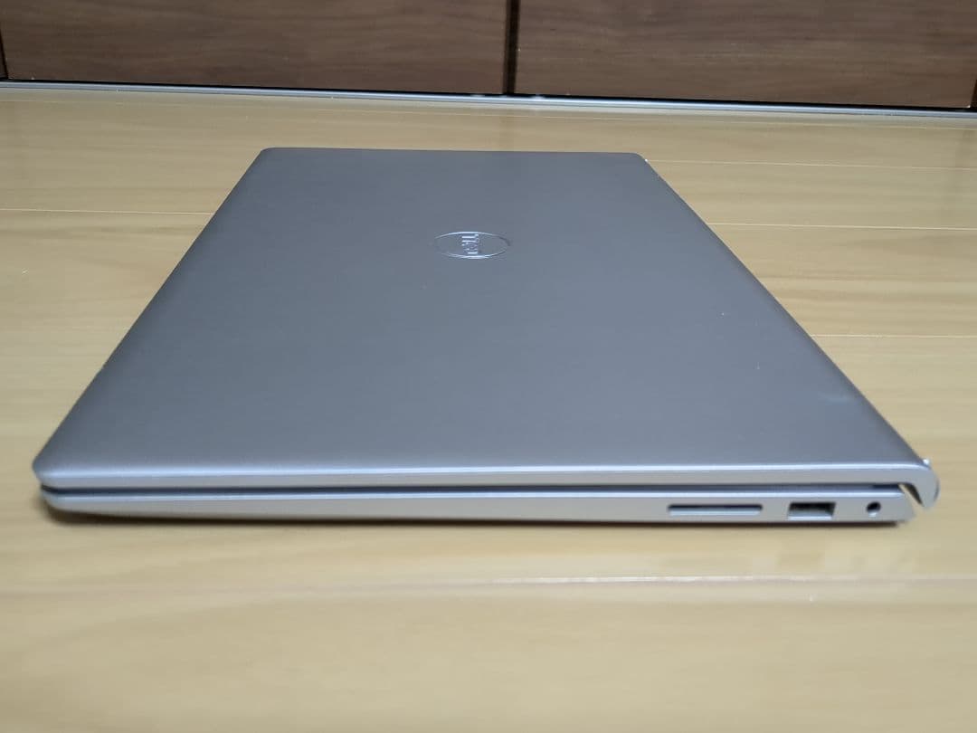 Inspiron 15 3525 Ryzen 3 ・8GB・256GB SSD