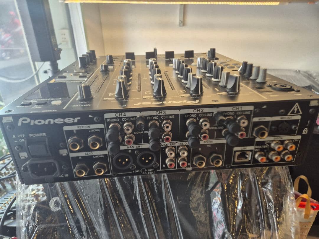 DJ機材 DJM 900 SERATO