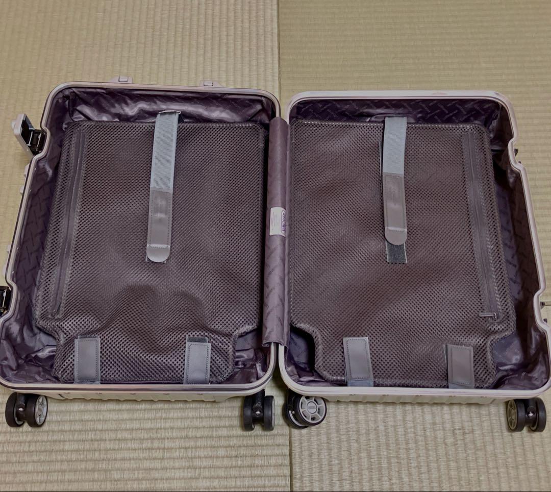 美品・リモワトパーズ 4輪32L ルフトハンザ航空モデル　限界値引き中20日迄