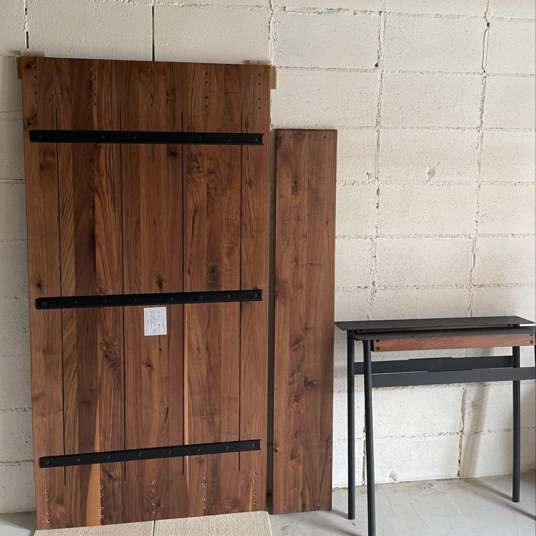 美品　unico ウニコ　ダイニングテーブル　ウォールナット無垢　棚付アイアン脚