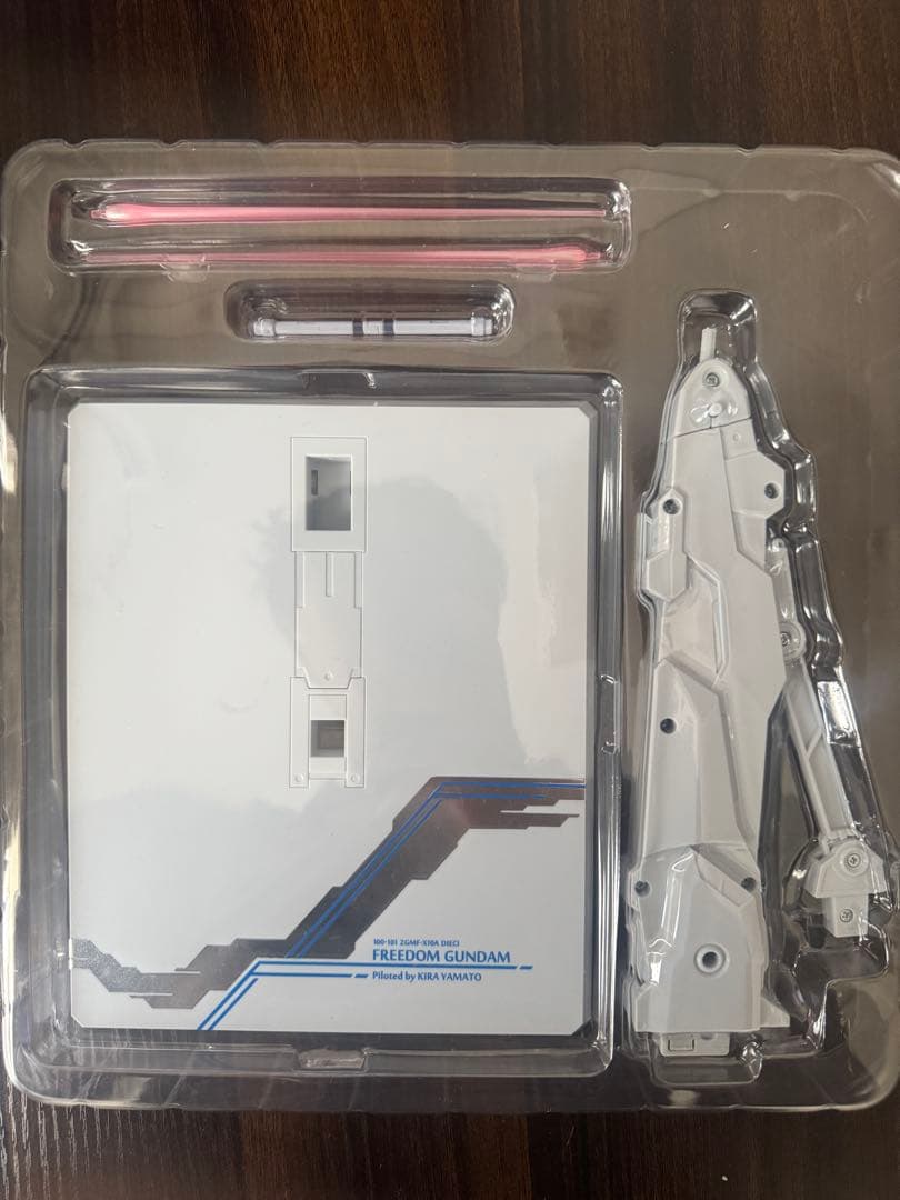 メタルビルド フリーダムガンダムCONCEPT2  SPARKLE 開封