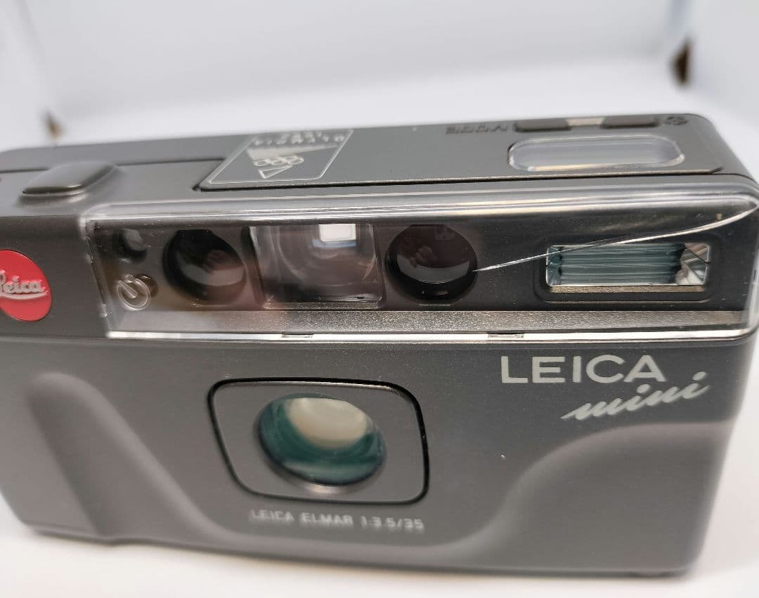 LEICA mini コンパクトフィルムカメラ　カバー付き