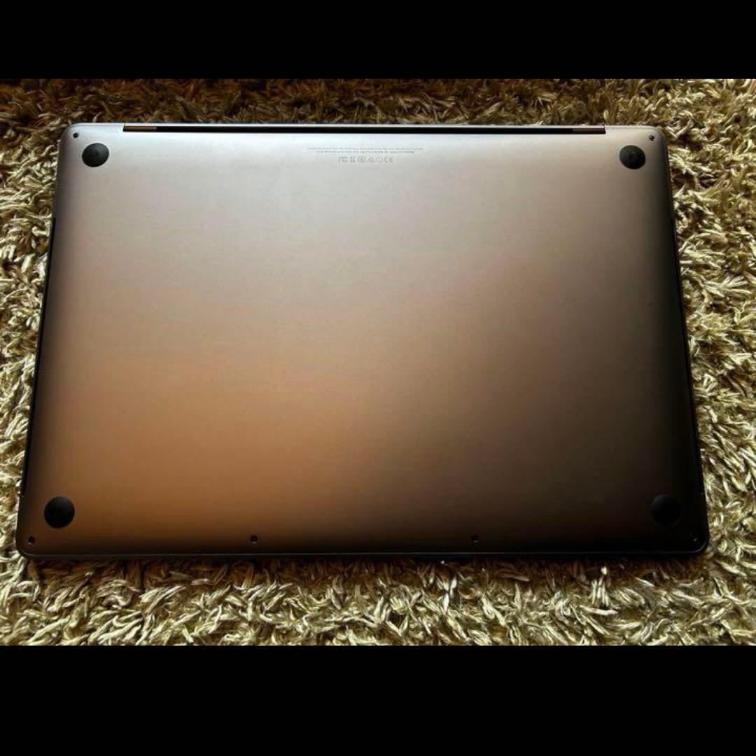 【大SALE】50万以上　APPLE MacBook Pro 2TB ケース付き