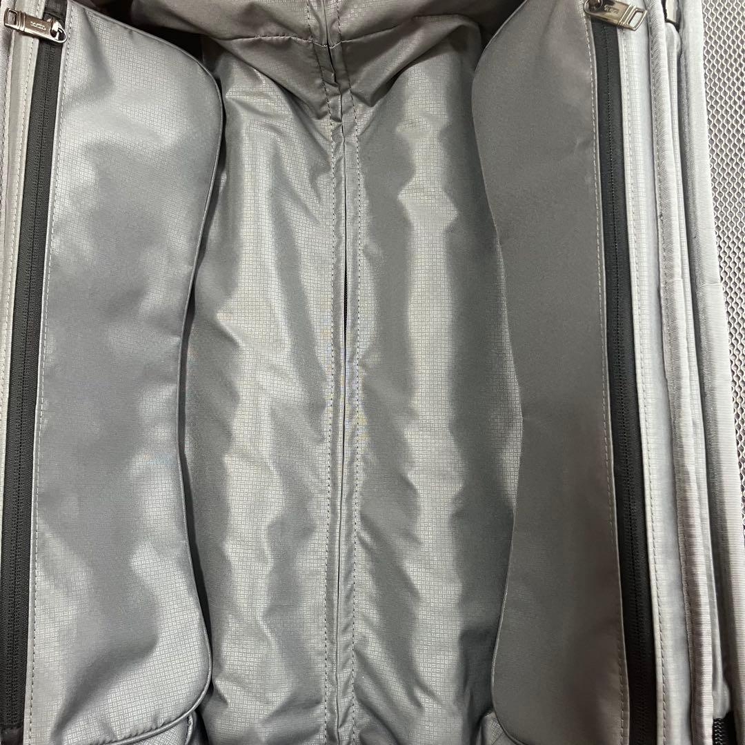 TUMI ALPHA Xインターナショナル・デュアル・アクセス　　キャリーケース