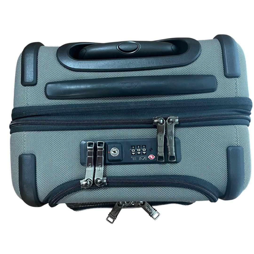 TUMI ALPHA Xインターナショナル・デュアル・アクセス　　キャリーケース