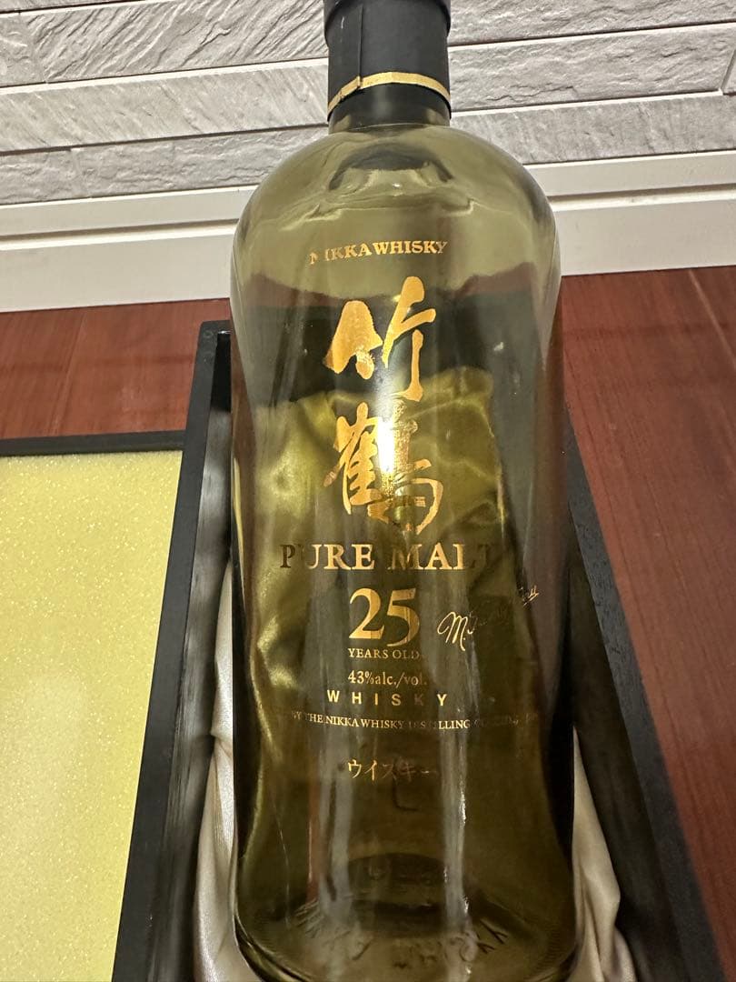 NIKKA 竹鶴 PURE MALT 25年 700ml 43%