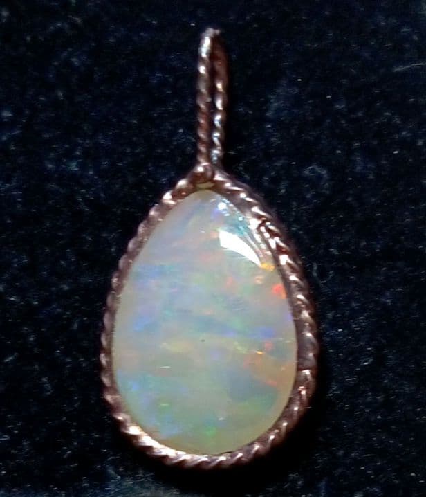 ❤❤ぷーさん（他3点、計4点）大粒〚オパール〛滴型ペンダント✨✨