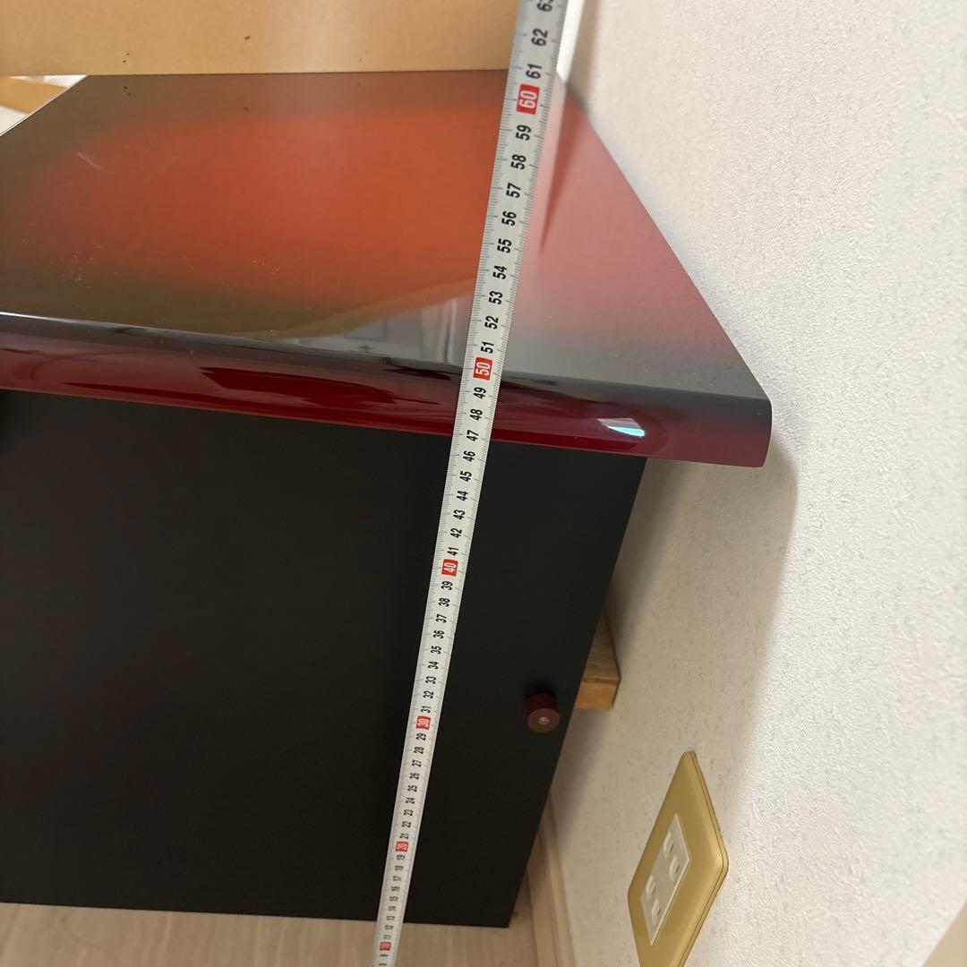 赤い花柄木製雛人形飾り台 花柄屏風2枚付き