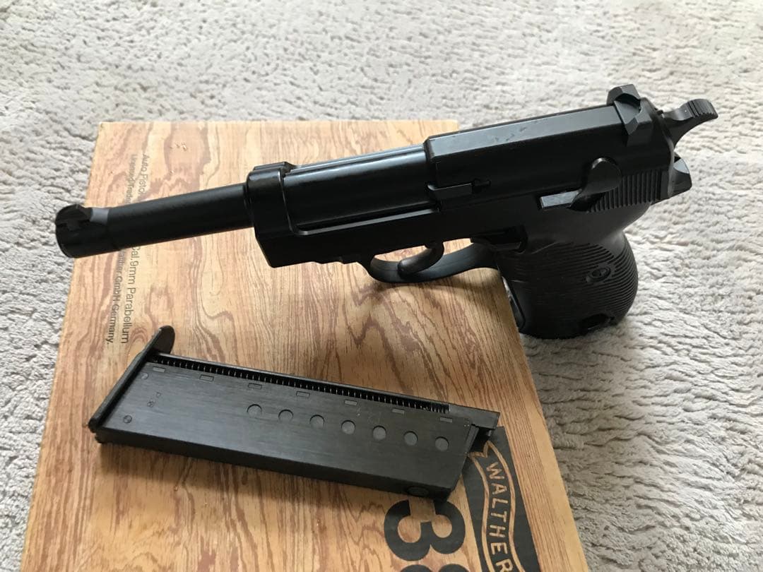 ワルサーp38ac41ブラックモデル 新品予備マガジン付き