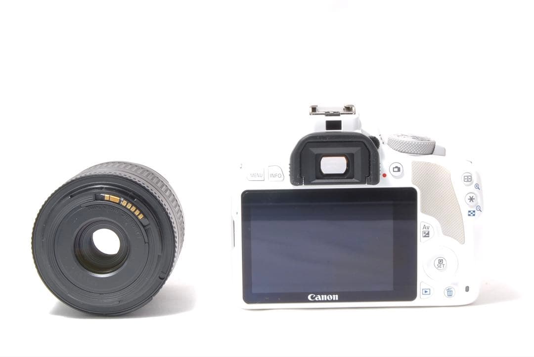❤️新品級❤️Canon Kiss X7 レンズセット 人気 ホワイト 操作簡単