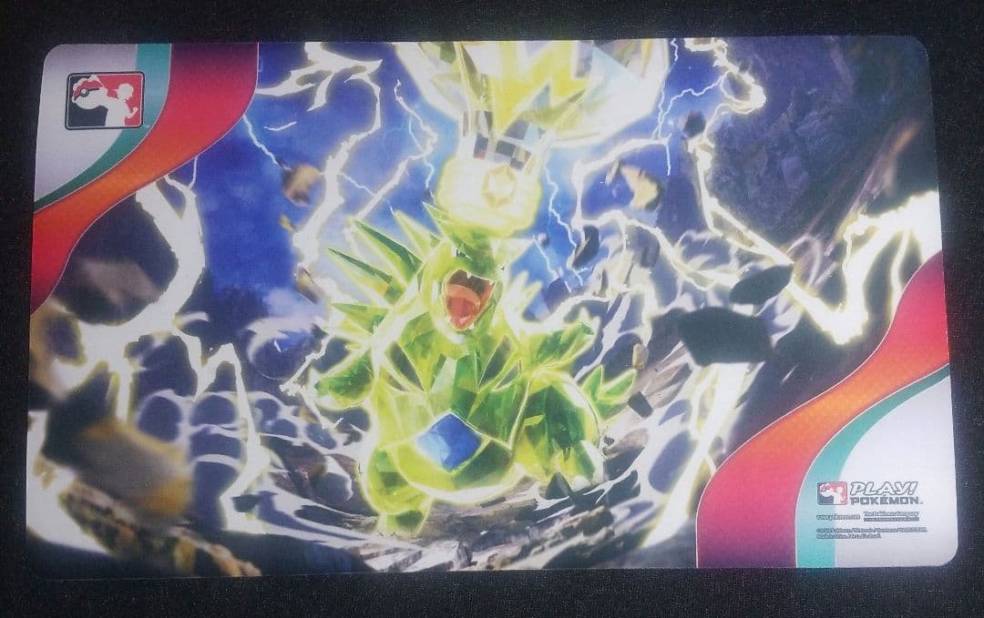 【公式/海外限定】バンギラス　雷　テラスタル　プレイマット