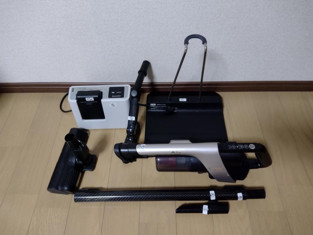 シャープ★掃除機★EC-AR7-N★2022年製★バッテリーの状態良好★5