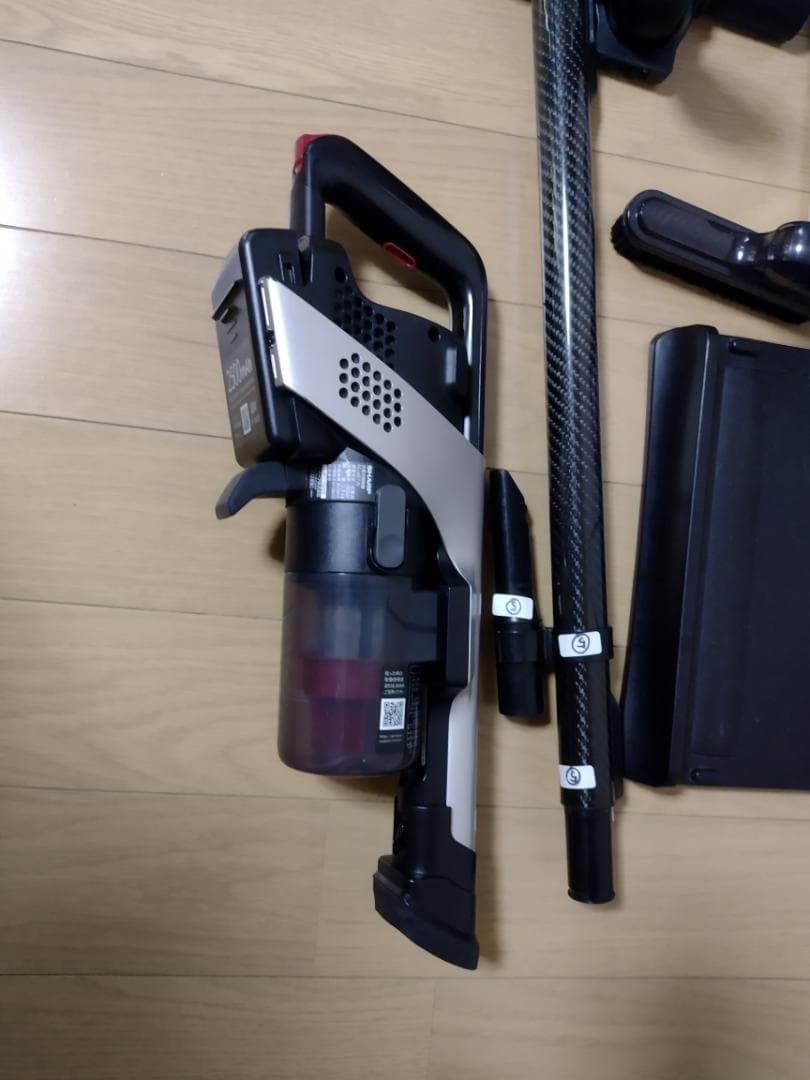 シャープ★掃除機★EC-AR7-N★2022年製★バッテリーの状態良好★5